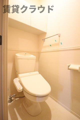 グレイス若草のトイレ|落ち着いた色調のトイレです