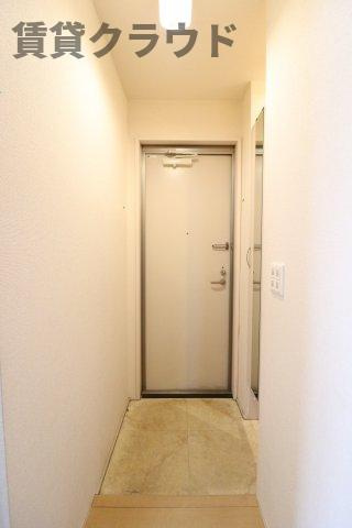 グレイス若草の玄関|シューズボックスもあり、玄関もスッキリしますね！
