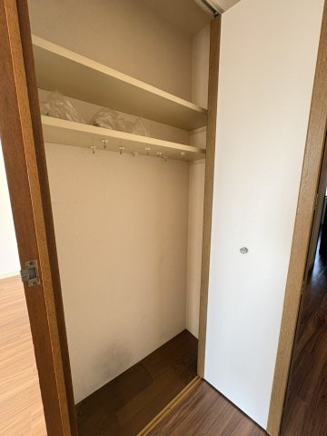 西宮市甲東園３丁目のマンションの収納