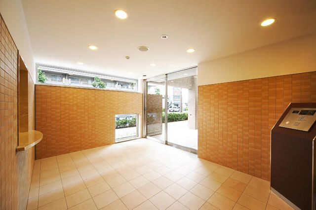 エーデル練馬のエントランス