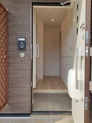 【玄関】 | マロンベール