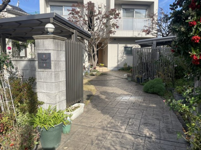 【エントランス】 | ロンサール等々力