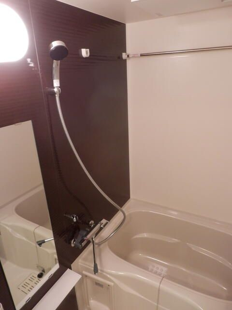 ＡＺＥＳＴ高島平の浴室