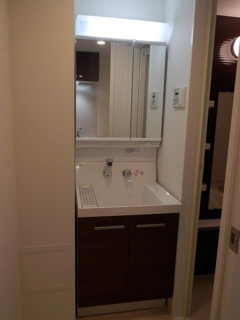 ＡＺＥＳＴ高島平の洗面所