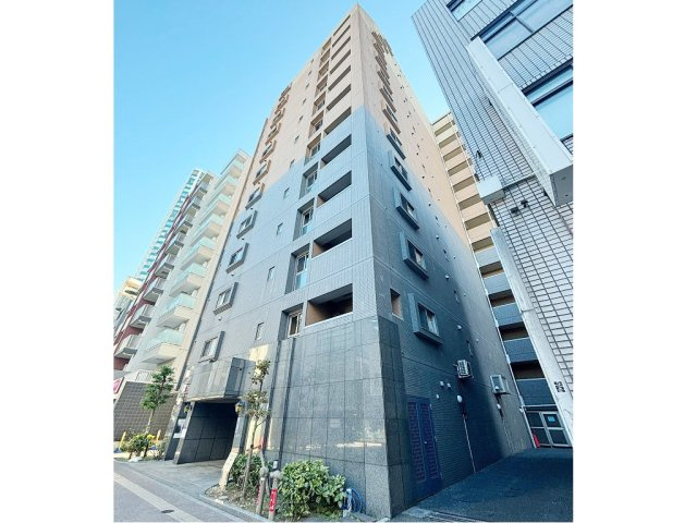 パレステュディオ新宿パークサイドの外観