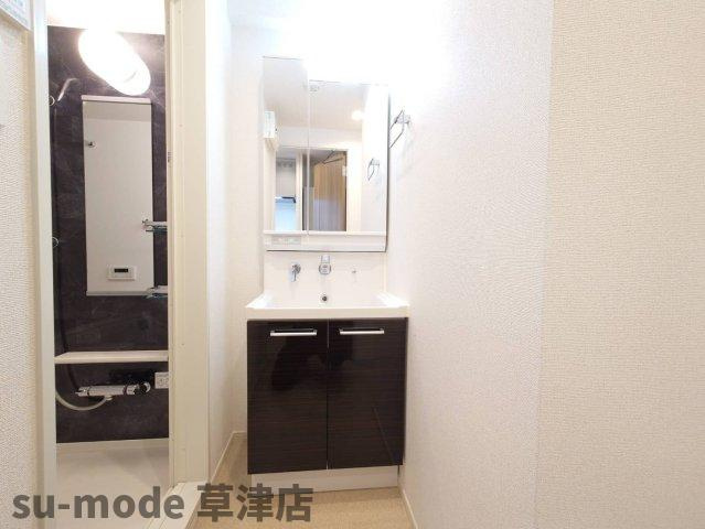 【洗面所】 | N＆Sレジデンス | 忙しい朝には欠かせない洗面所です