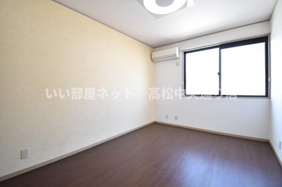 【洋室】 | サニーコーポ C棟 | 北西洋室６帖