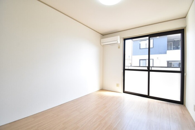 【洋室】 | サニーコーポ C棟 | 南東洋室６帖