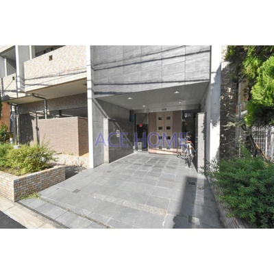 【エントランス】 | ゼニスレジデンス難波南