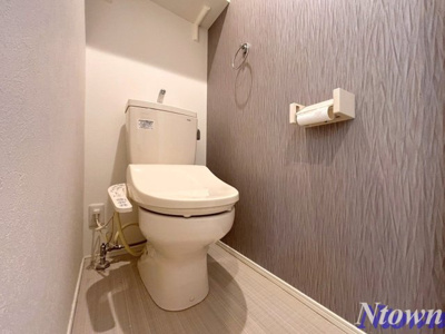 【トイレ】 | エデン | 落ち着いた色調のトイレです