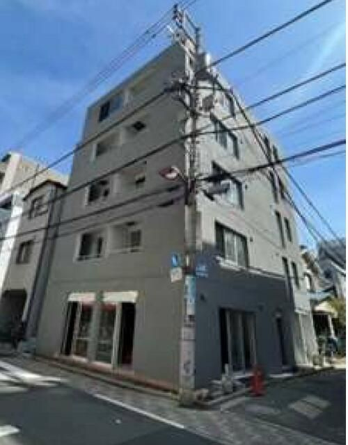 エヴァーグリーン西日暮里のエントランス