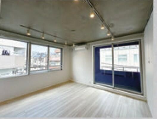 エヴァーグリーン西日暮里の居間・リビング