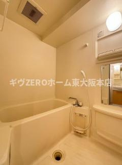 レジデンス本町の浴室