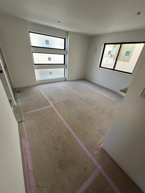 横浜市磯子区仲浜町　新築戸建て