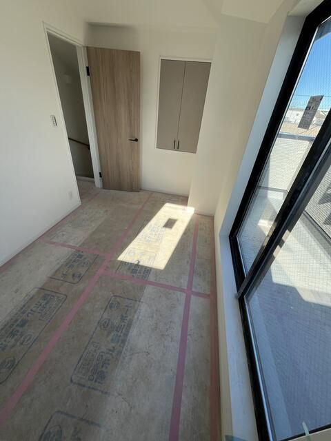 横浜市磯子区仲浜町　新築戸建て