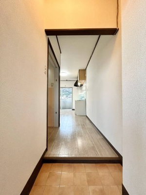 【玄関】 | 和泉屋ビル