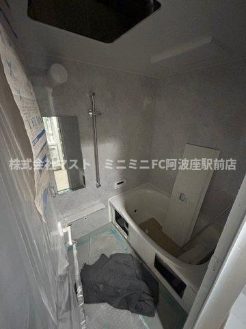 ベイ・グランデ弁天町の浴室