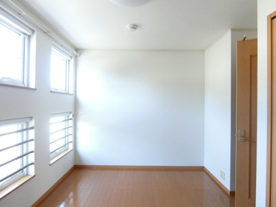 【洋室】 | メディオ・コルソＡ