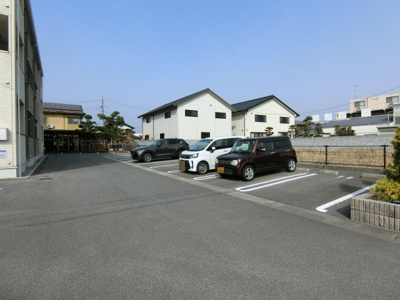 【駐車場】 | クラウンタワー