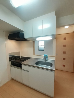 【キッチン】 | クラウンタワー