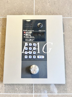 【セキュリティ】 | トライフォース | オートロックです。