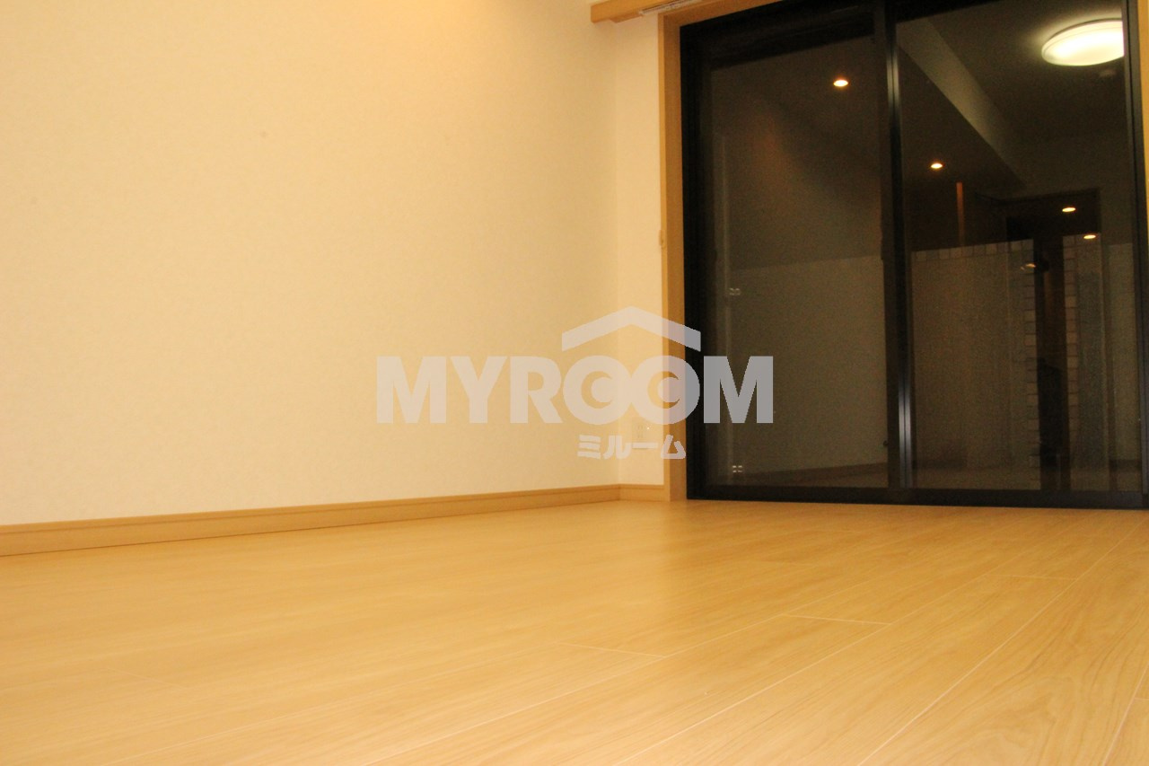 ルーブル練馬沼袋の居間・リビング|フローリングでお掃除ラクラク♪