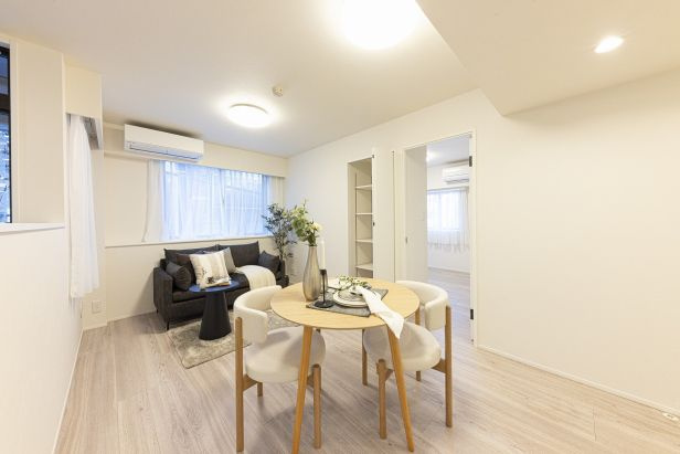 【居間・リビング】 | カインドステージ四谷三丁目