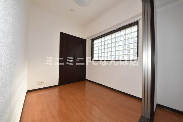 フレンシアノイエ難波南の寝室