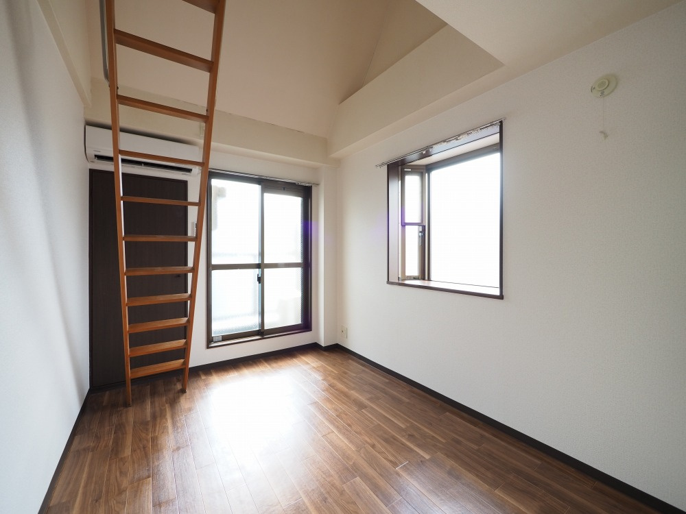 ホープ野江の居間・リビング