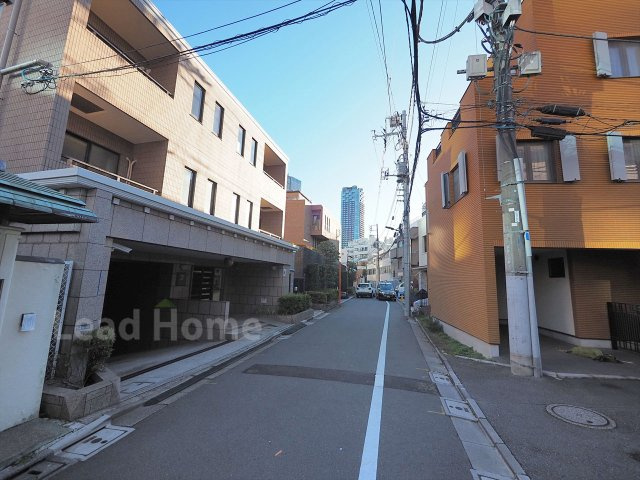 【その他】 | パルロイヤルアレフ赤坂 | 前面道路