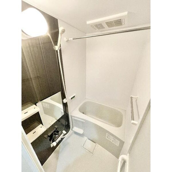 【浴室】 | pavillon　honnte　biwaji