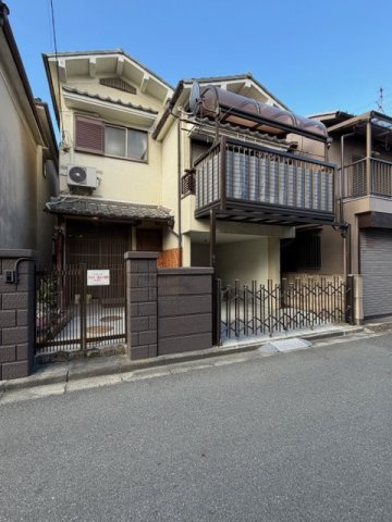 【外観】 | 大和高田市田井新町　中古戸建 | ★生活圏にスーパー・コンビニ・銀行・病院が揃い生活しやすい環境♪　