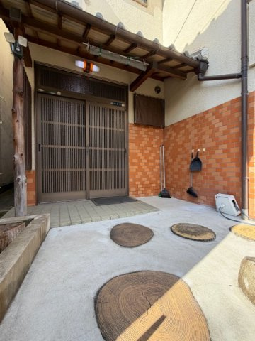 【外観】 | 大和高田市田井新町　中古戸建 | ★桜の名所「大中公園」が近くお散歩コースに!(^^)!　