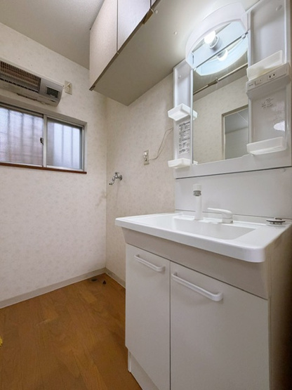【独立洗面台】 | 大和高田市田井新町　中古戸建 | 洗面台♪