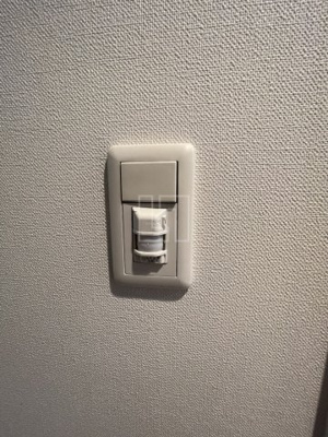 【その他】 | ラグゼ江戸堀 | ラグゼ江戸堀　人感センサー