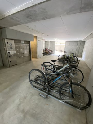 【その他共用部分】 | ラグゼ江戸堀 | ラグゼ江戸堀　駐輪場