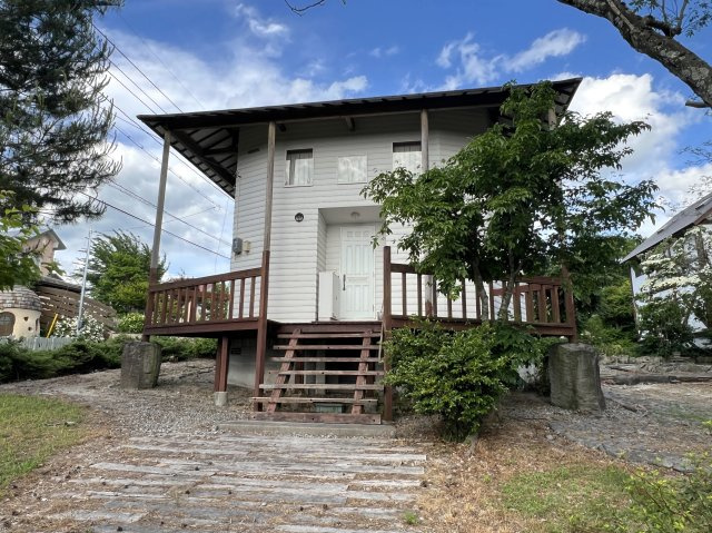 伯耆町小林　中古別荘（アイノピア別荘）