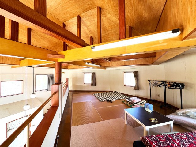 伯耆町小林　中古別荘（アイノピア別荘）の洋室|2階