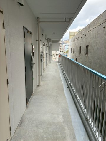 月光鎮守府のロビー