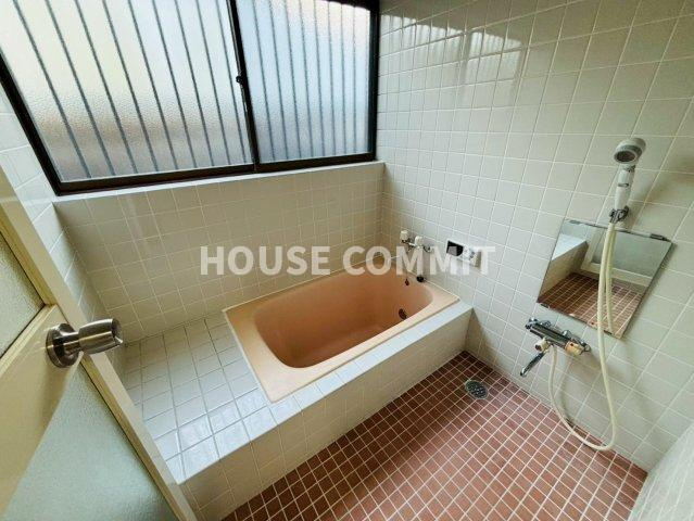 七栄　中古戸建の浴室