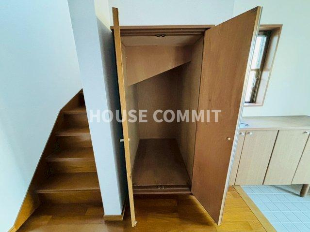 七栄　中古戸建の収納