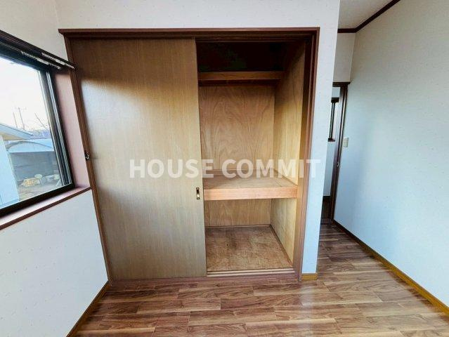 七栄　中古戸建の収納