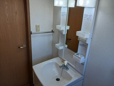 【独立洗面台】 | フォレスト・ヒルズＡ | 洗面化粧台