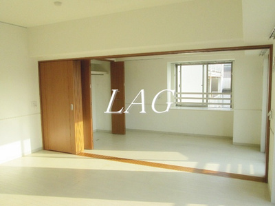 【寝室】 | リア・コンフォート | 寝室です。