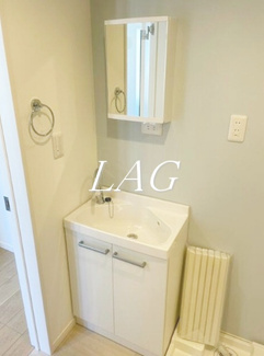 【居間・リビング】 | アザーレ・プラネ生田 | 洋室のお部屋です。