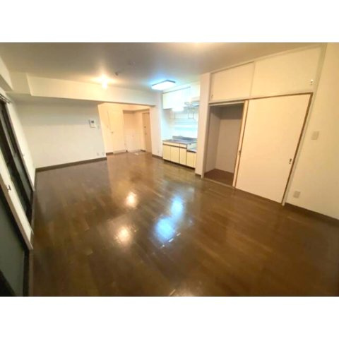 【洋室】 | ＫＯシティ５