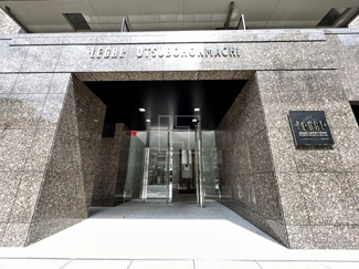 【エントランス】 | リーガル靱本町 | リーガル靱本町　エントランス