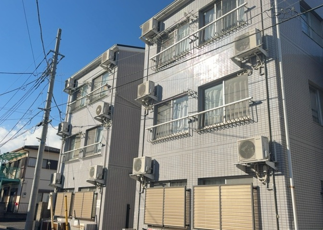 【外観】 | 八王子ツインシェルマンション | 土地探しをしていると都市計画区域という言葉を目にすると思います。法律によって、都道府県知事や国土交通大臣が指定するエリアのことを指しており、都市計画区域は市街化区域と市街化調整区域に分けられています。