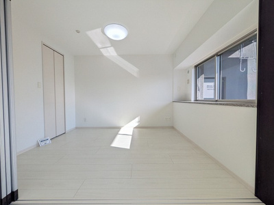 【洋室】 | アースコートディアテラス三ヶ森（C-27）