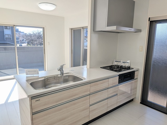 【キッチン】 | アースコートディアテラス三ヶ森（C-27）